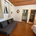 TrassierraRooms Habitación equipada con cocina y baño en Córdoba